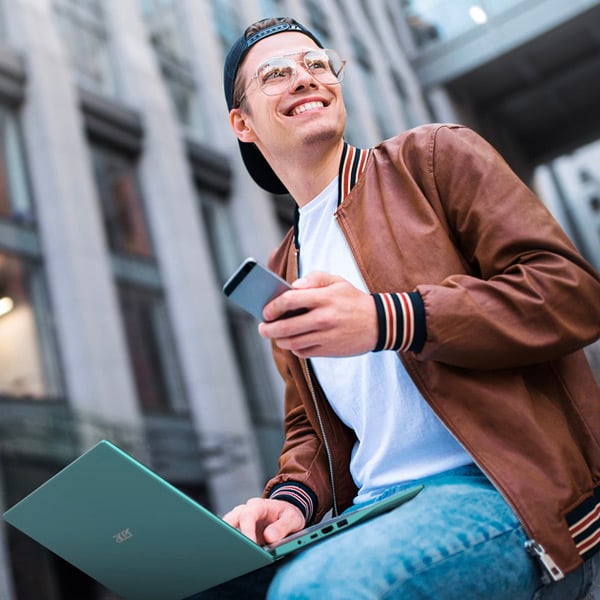 De ideale laptop voor onderweg